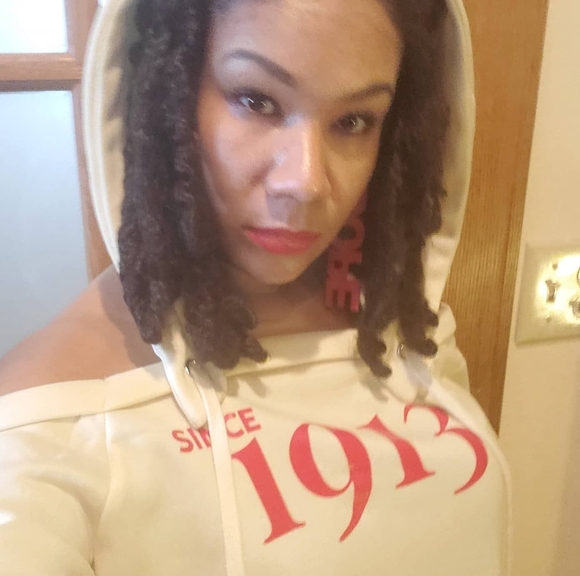kaylew3232